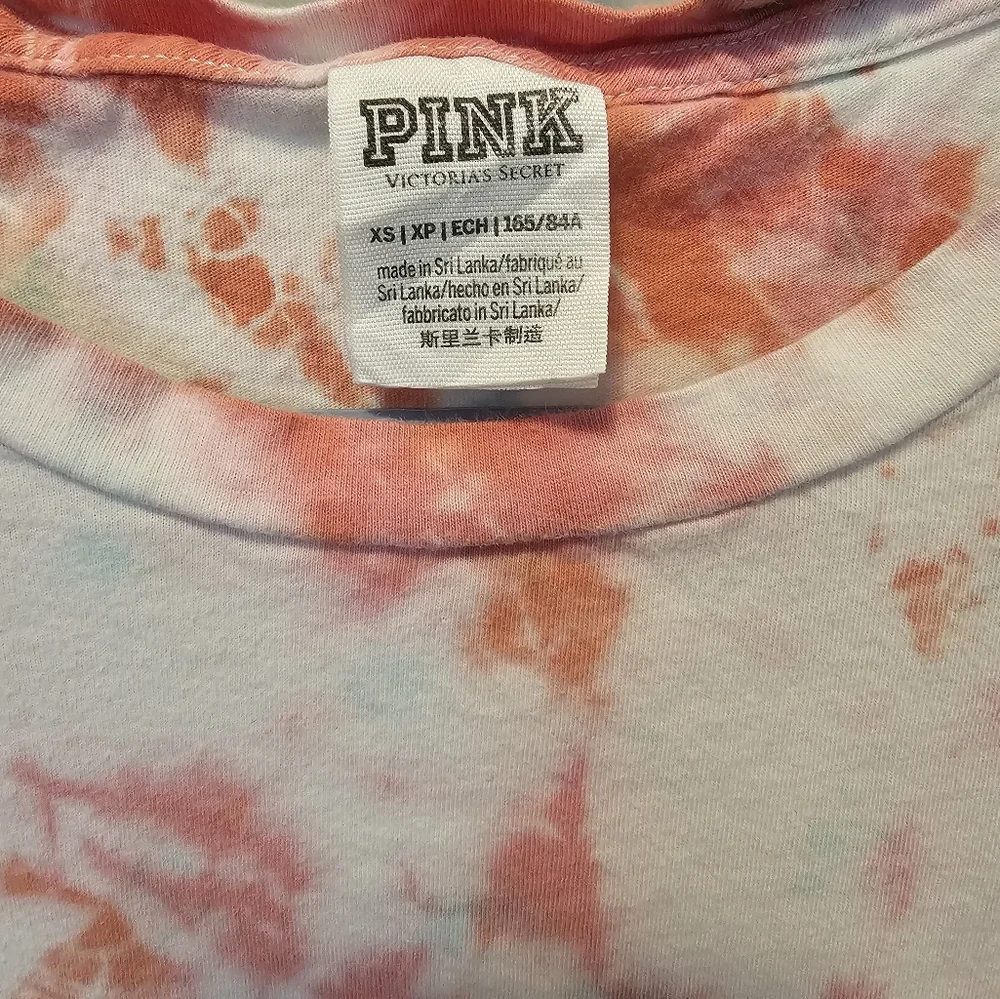 T-shirt - Picture 2 of 4